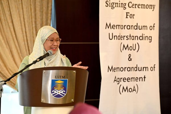 MoU UiTM dan Mobilus